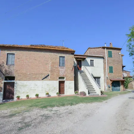 Dom wakacyjny Exotic Farmhouse With Swimming Pool Fireplace Bbq Bicycles